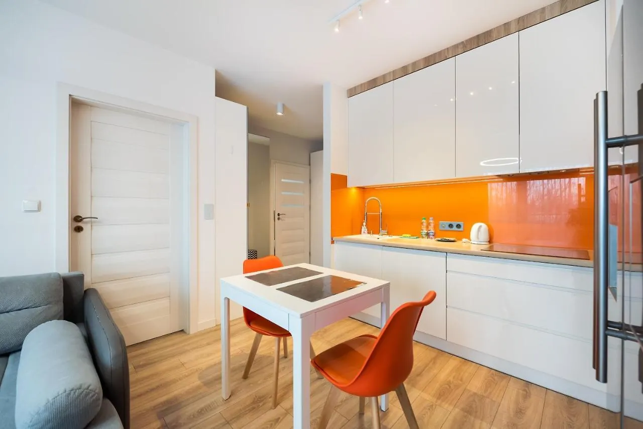 Metro Mlynow Vibrant Apartment وارسو بولندا