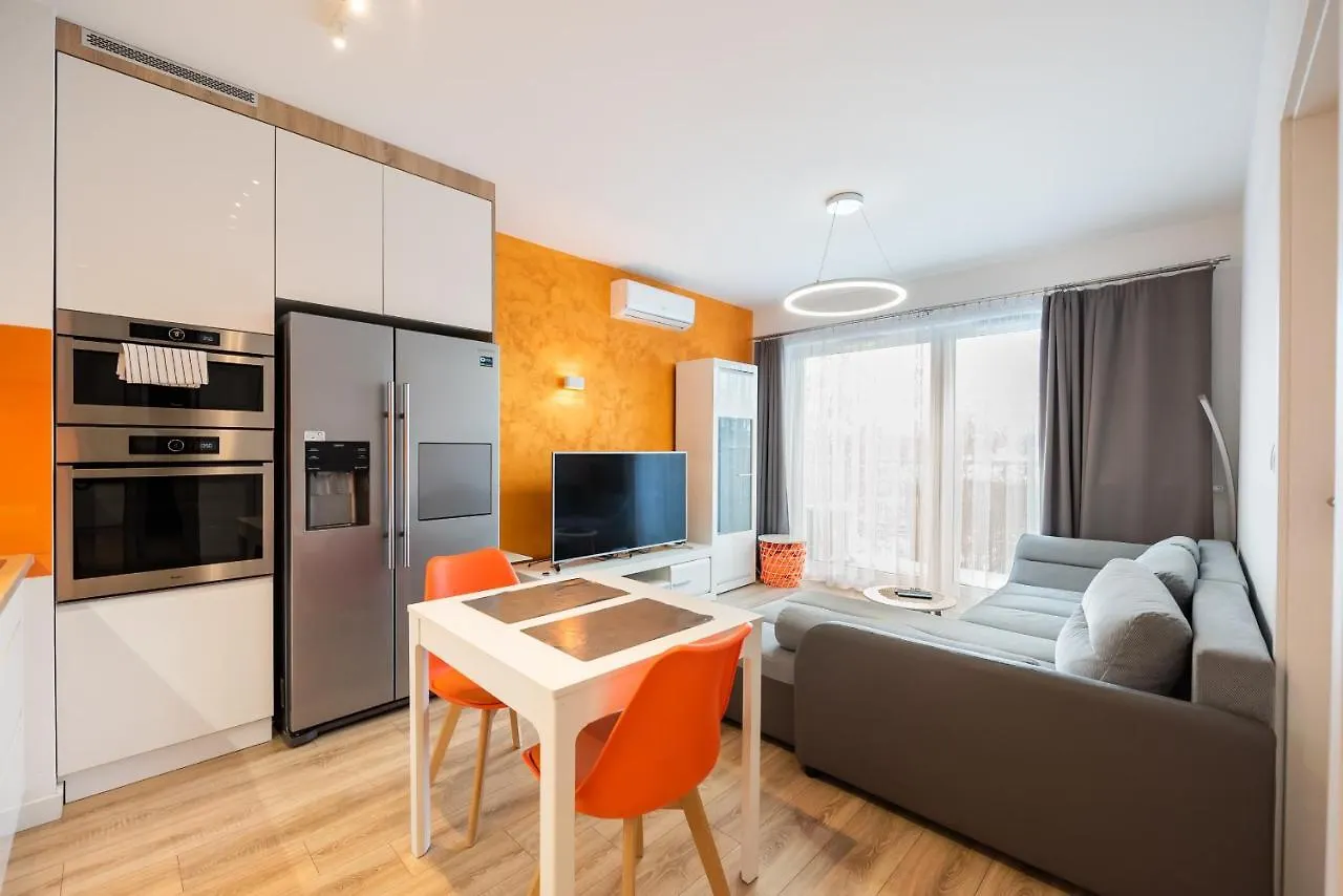 Metro Mlynow Vibrant Apartment وارسو 0*,  بولندا